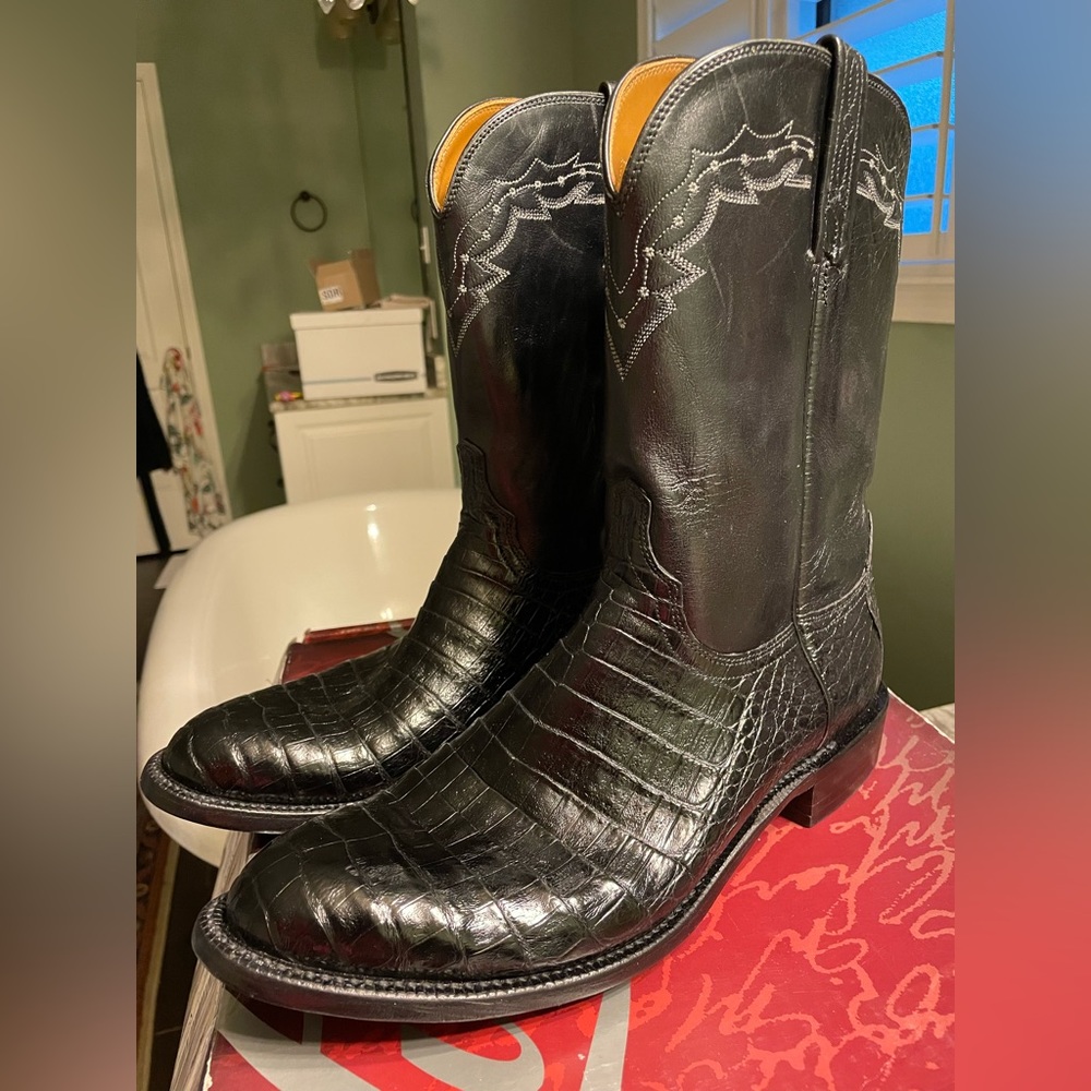 Men’s Black Lucchese Caiman Belly NWOT